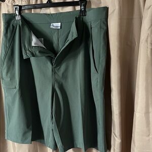 Columbia Men's Olive Green Hybrid Shorts